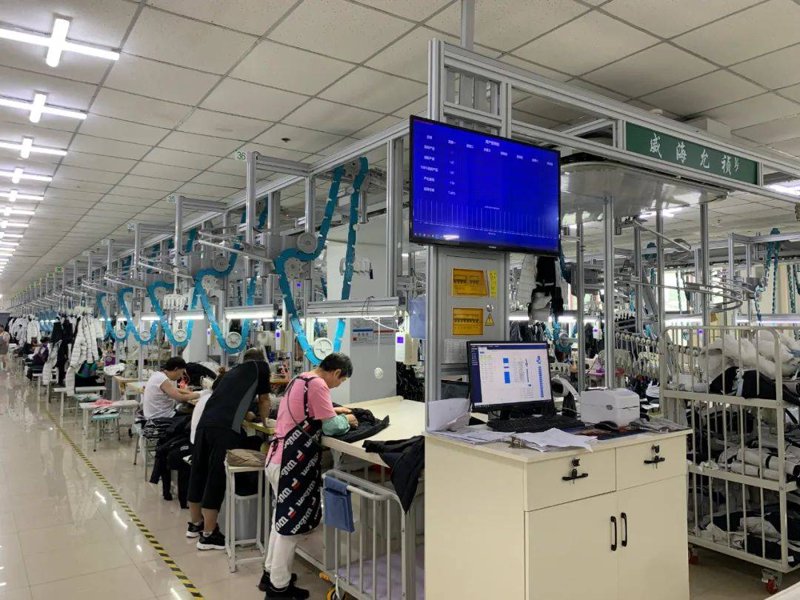 深圳工业公司引领科技潮涌